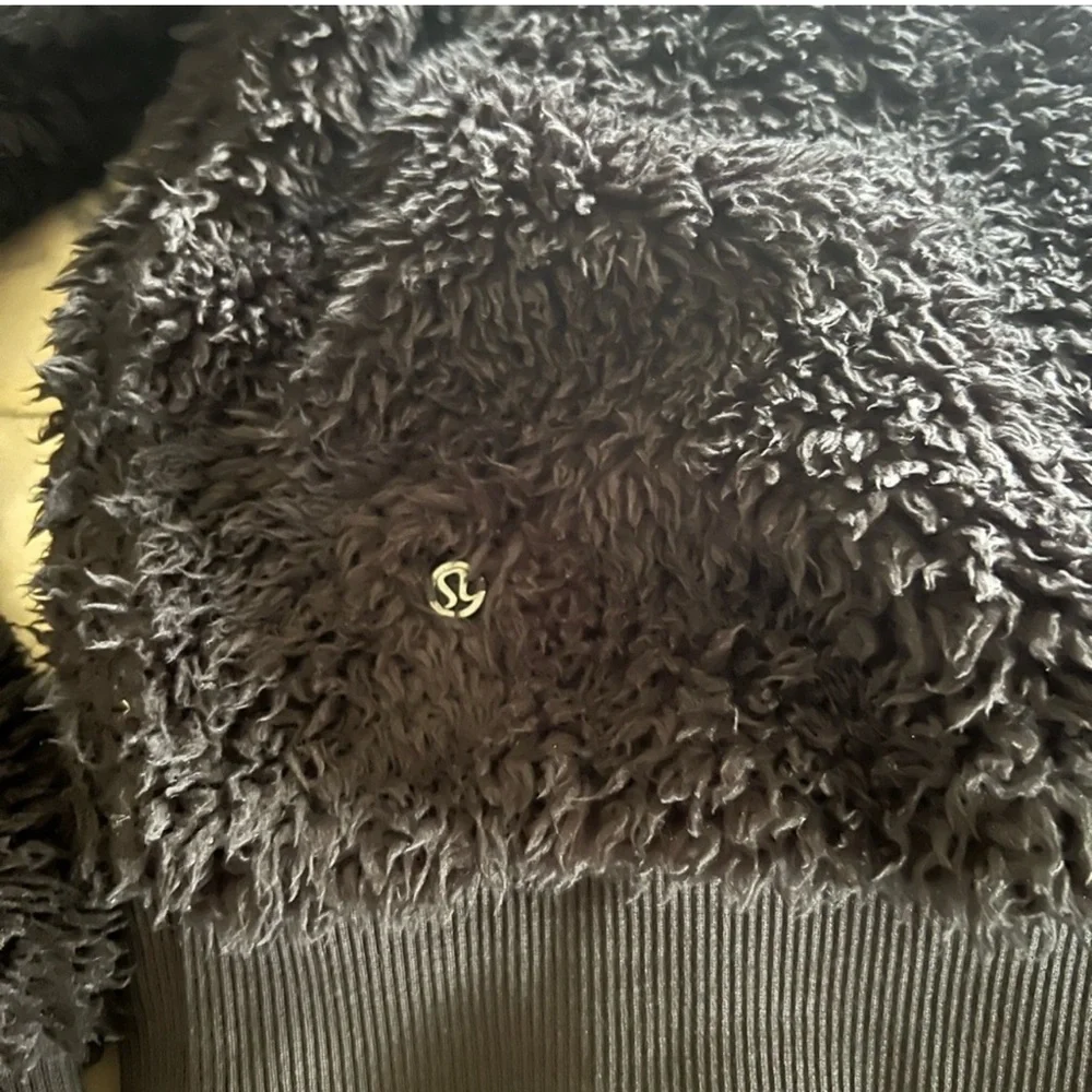 Lululemon Sherpa Scuba Cropped Hoodie